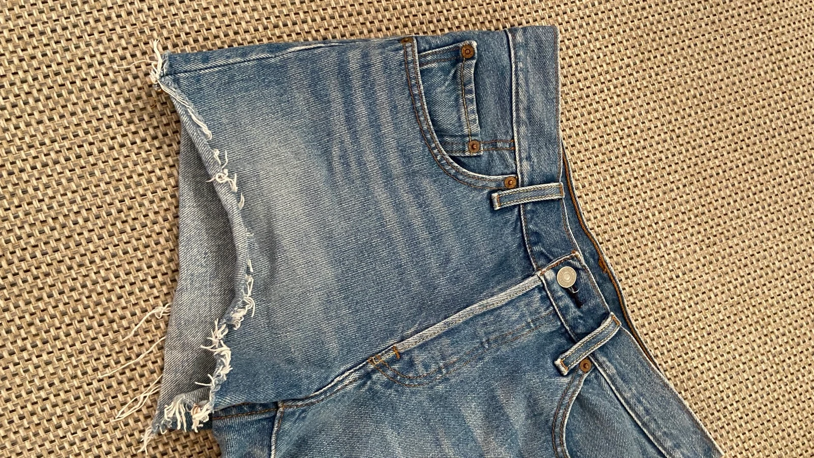 Short Levi’s neuf Taille 36 – photo 3